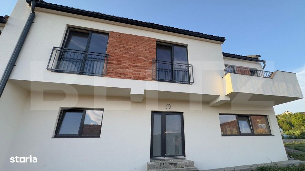 Case tip Duplex, 154/190mp semifinisat, in comuna Chinteni