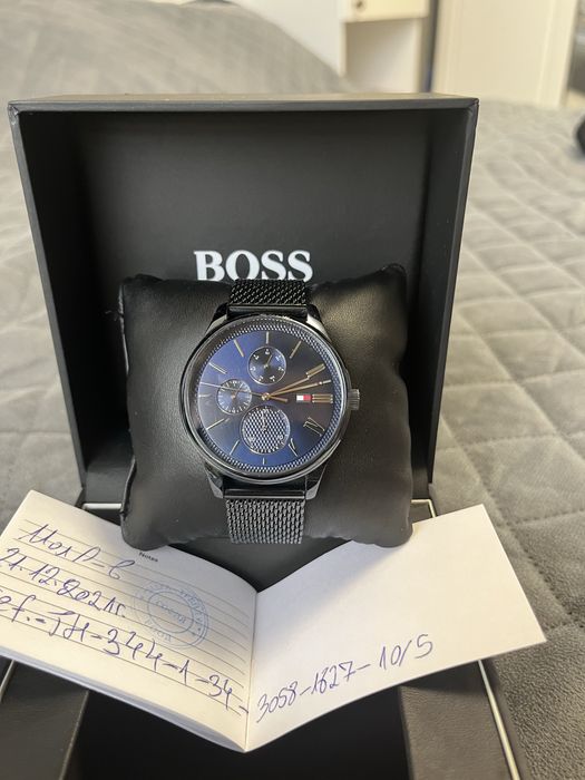 Часовник HUGO BOSS