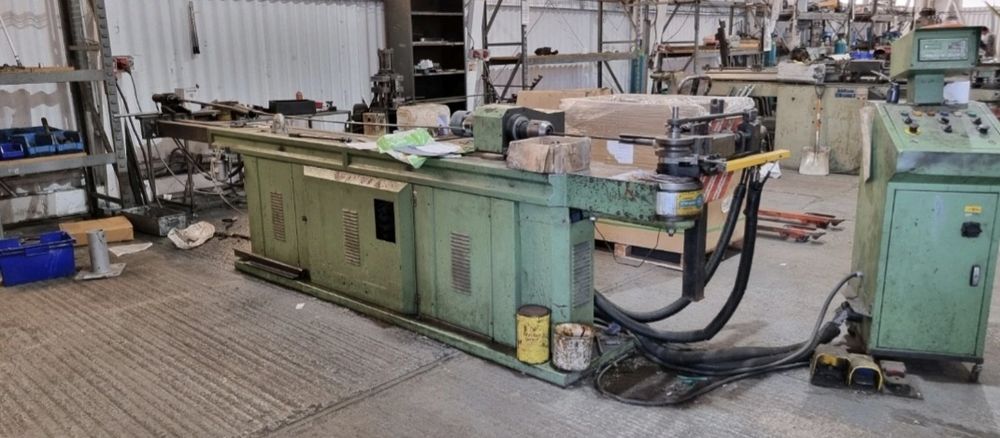 CNC , masina indoit- roluit teava