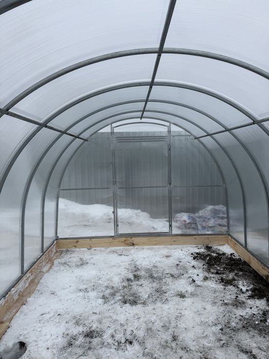 Теплица арочная из поликарбоната