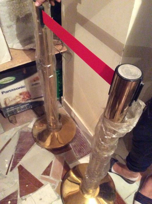 Стойки оградительные для кафе и баров .цена за одну пару.