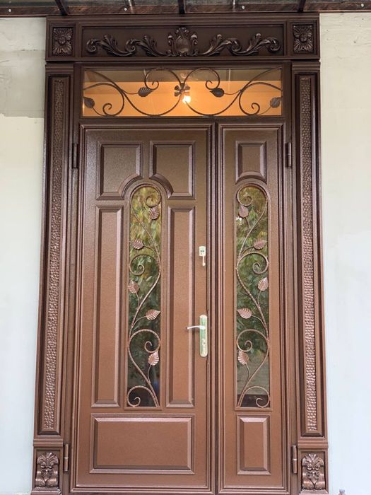 Темирдан кириш эшиклари сифати яхши арзон биринчи кул сифтда адашменг.