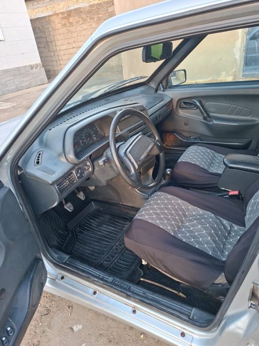 Lada 2114 год 2003