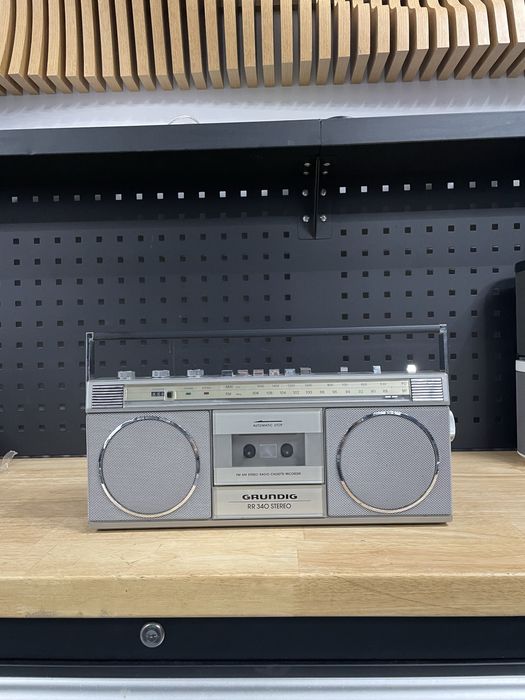 Radio casetofon boombox grundig rr 340 stereo functional