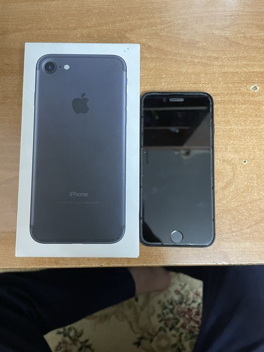 Айфон 7 сатам 32 памить