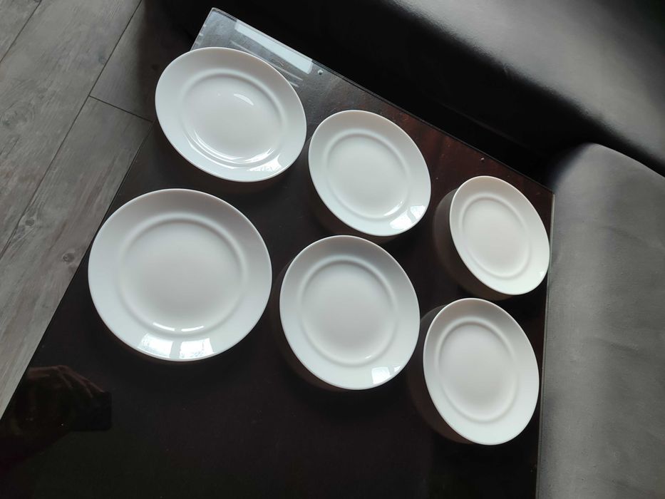 Комплект порцеланови чинии