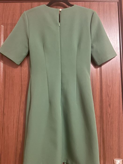 Чисто нова рокля на модна къща Lucy. Размер С !