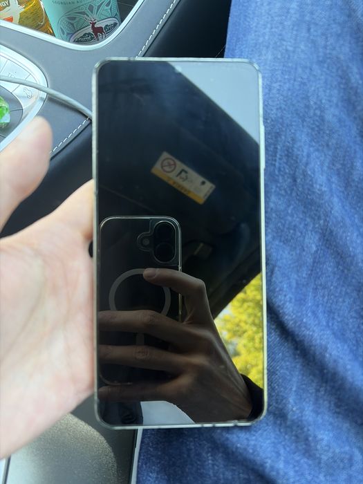 Samsung a06,……..