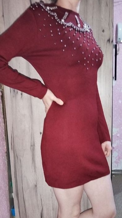 Продам платья в отличном состояние