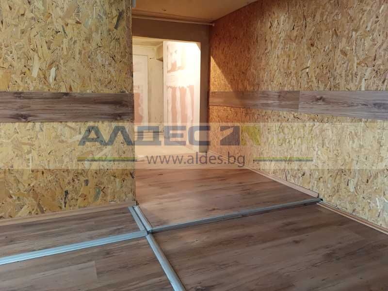 Дава се под наем Магазин в София, Център - 74 кв.м за 765 € - Снимка #2