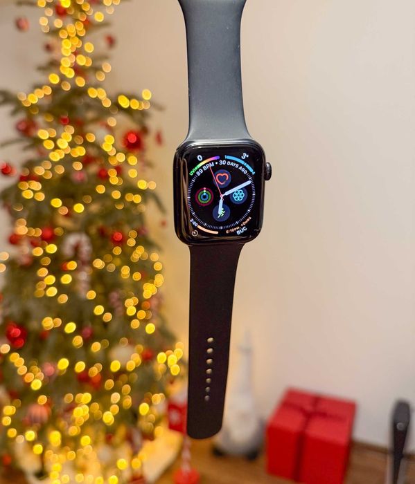 Apple Watch SE 2 44mm (Gen 2) + 5 bratari cadou