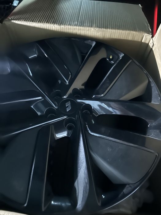 Диск Lixiang R21 оригинал