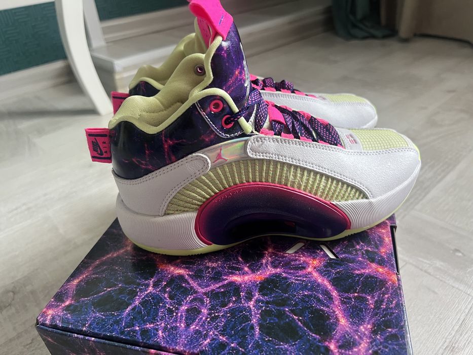 Кроссовки Джорданы