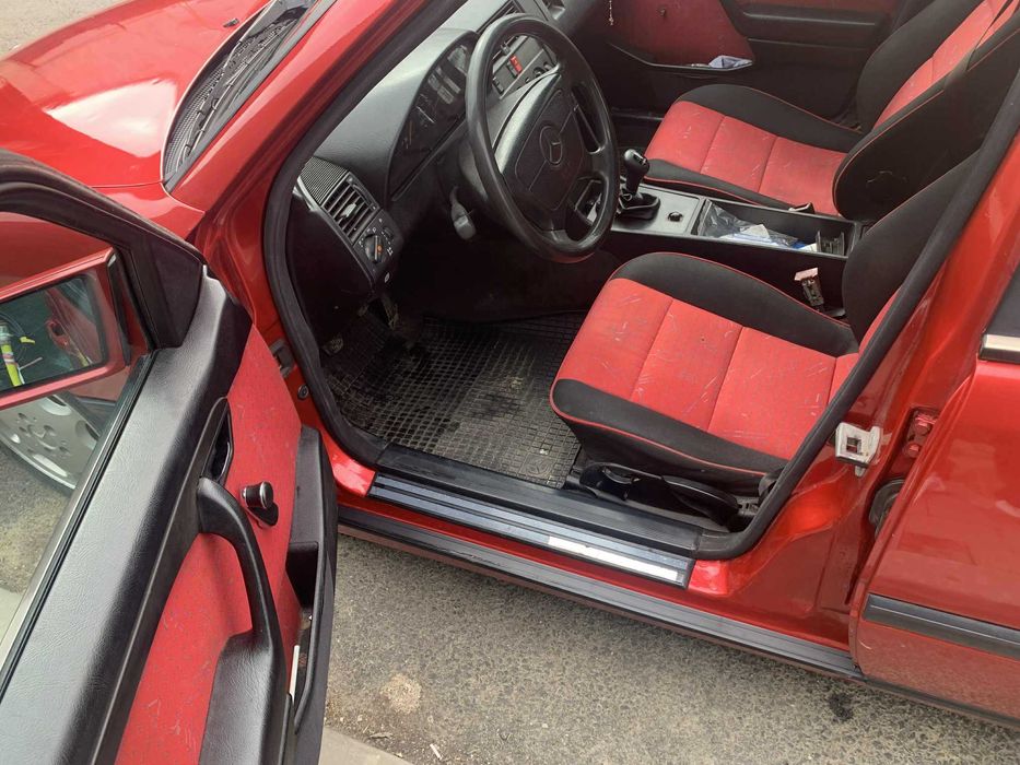 vand Merdcedes-Benz C200 1993