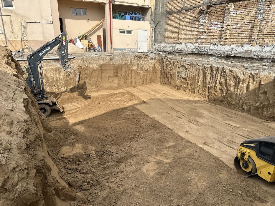 Ekskavator xizmati 140 volvo mini 60 volvo 10 yil staj sifatka kafolat