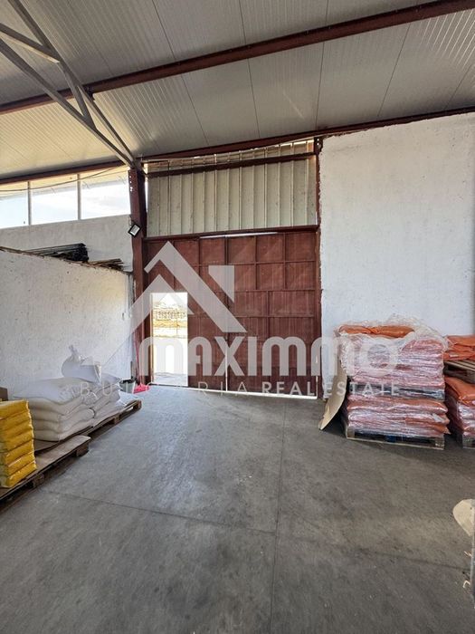 Дава се под наем Склад в Долни чифлик - 519 кв.м за 570 € - Снимка #6