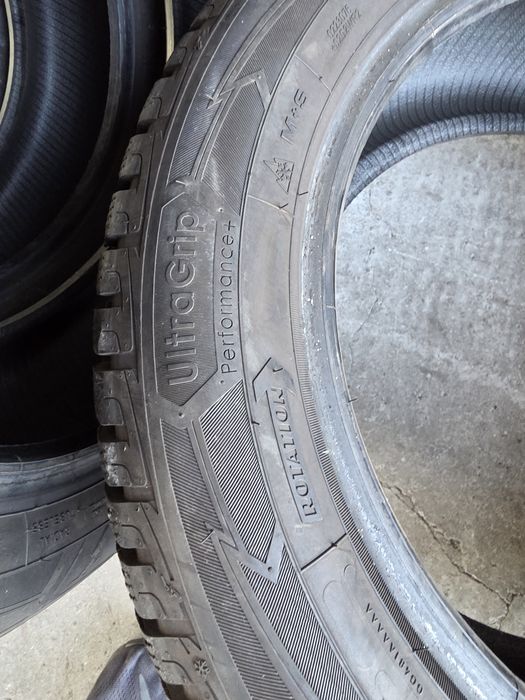 225/55/17 Goodyear 4бр
