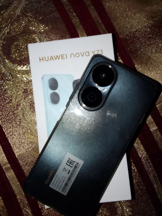 Продам Huawei nova Y73