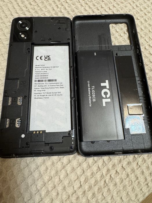 Telefon TCL 501 full box