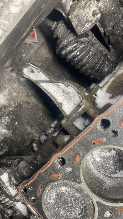 Продам поддон и лапы м40б18 е34