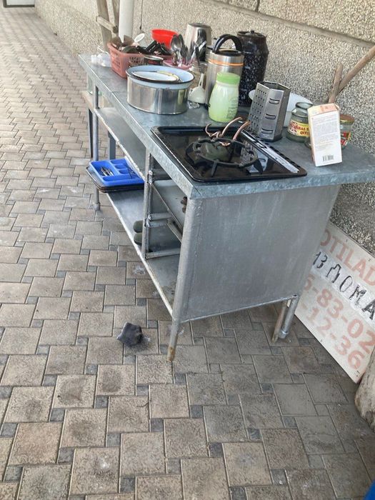 Столы разные  б/у