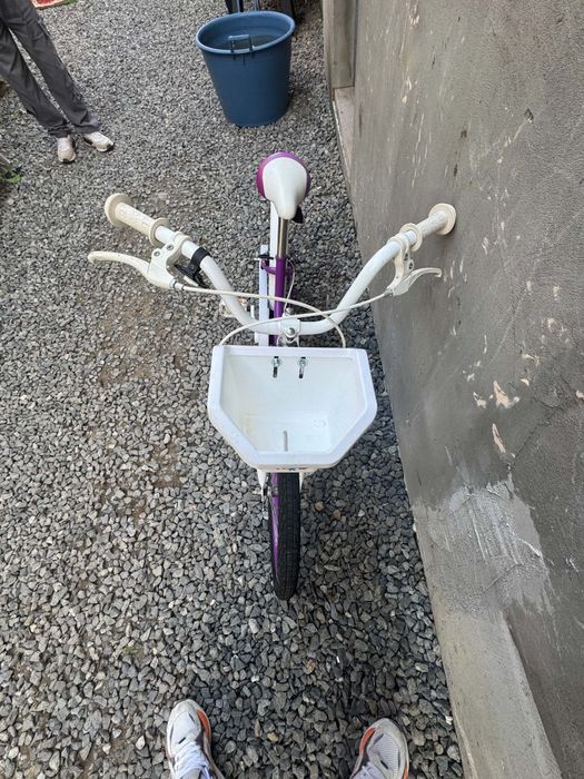 Bicicleta pentru fete