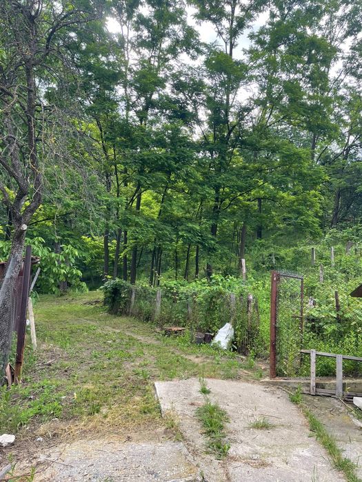 Vand Teren si Casa Goranu Strada Paraul Hotului,3350m,Toate utilitatile,la 4 min de centru orasului,