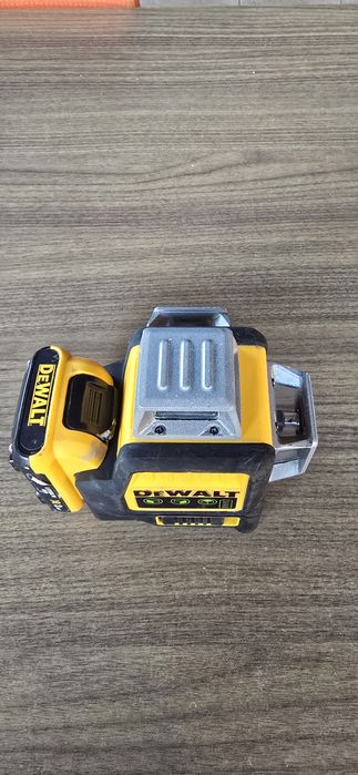 Laser Dewalt defect
