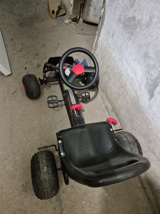 cart cu pedale copii