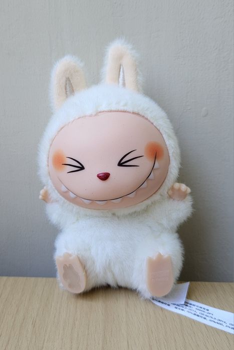 Labubu/Лабубу чисто нови