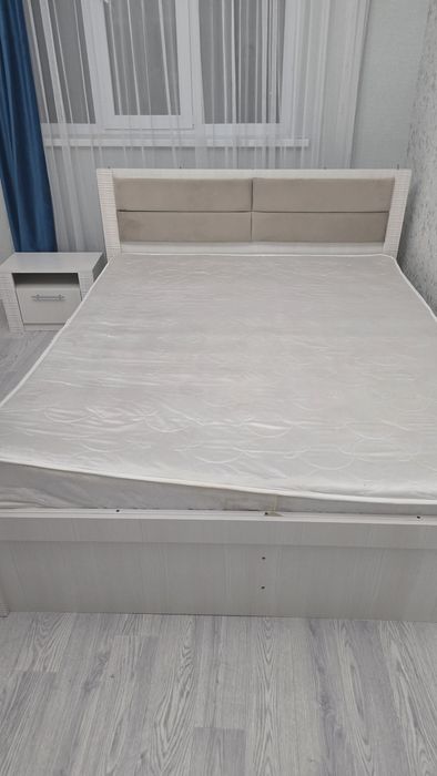 Продам диван двуспальной