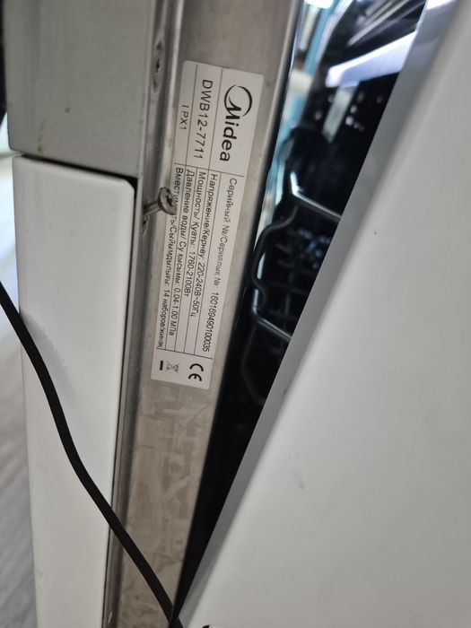 Посудомойка Midea как есть либо на запчасти