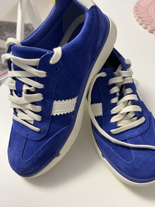 Adidasi Vionic piele intoarsa noi!!
