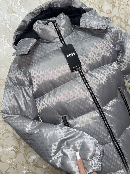 Geaca boss S M L XL XXL