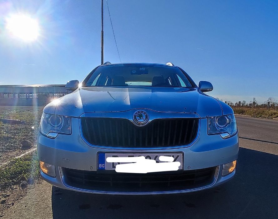 Продавам Skoda Superb