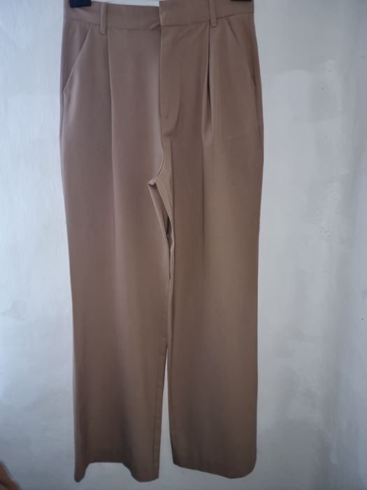 Pantaloni largi cu talie înaltă Zara