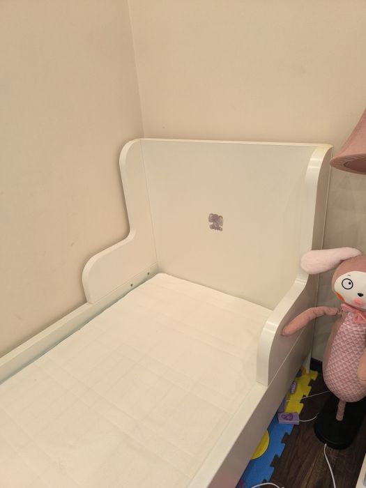 Детско легло ikea разтегателно с матрак