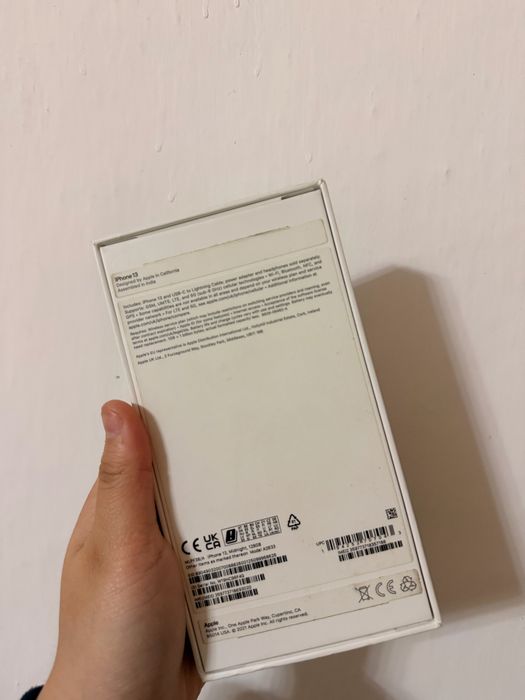 Продаю Айфон 13!!