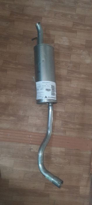 Продам глушитель шкода рапид в оригинале