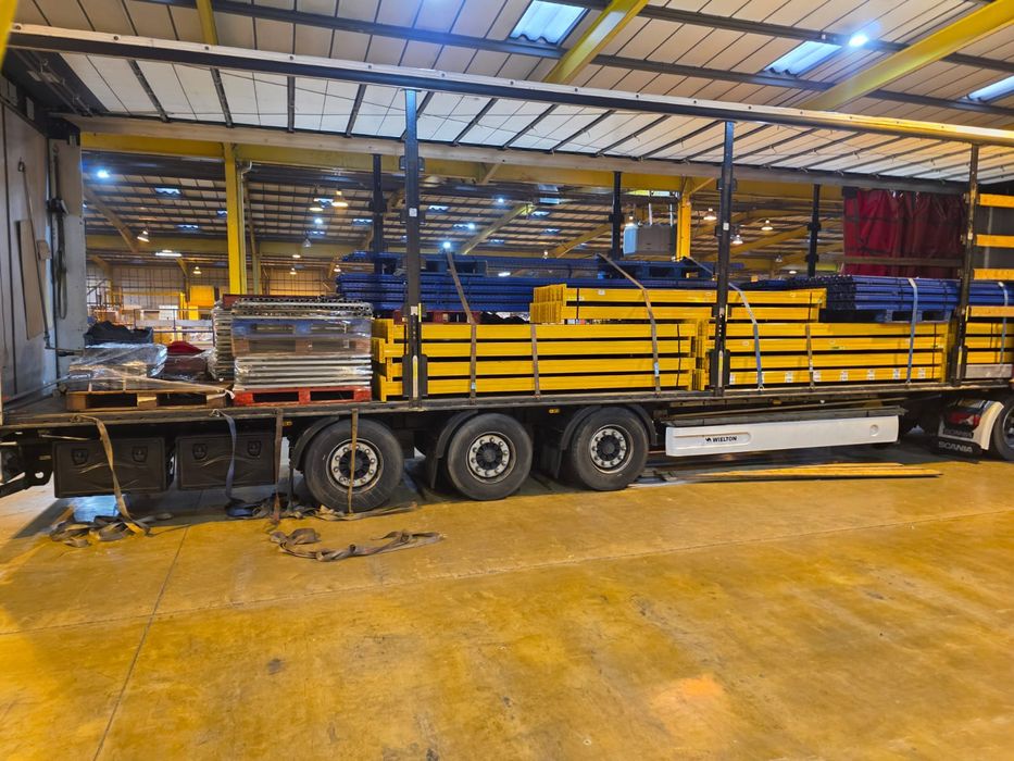 Rafturi metalice pentru paleti 2700