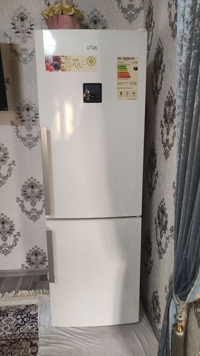Холодильник Artel сотилади продается новый