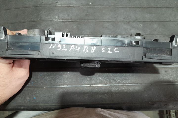 Comanda AC 8T1820043AN 8T1820043AN Audi A4 B8/8K