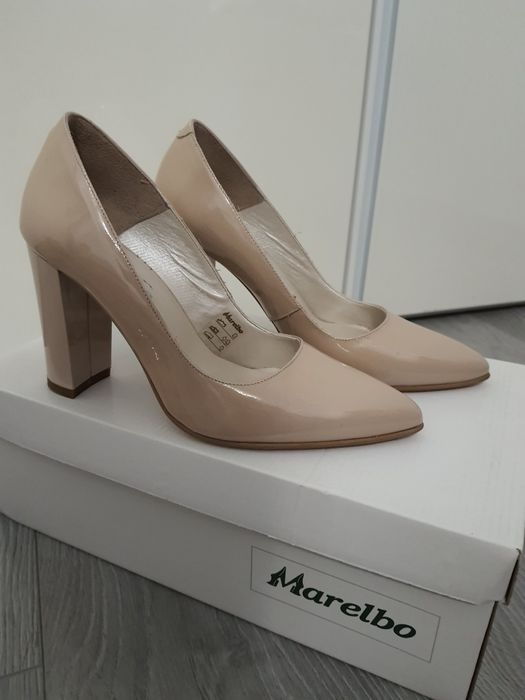 Pantofi bej nr 36