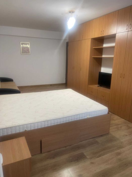 Particular, Inchiriez Garsoniera Decomandata, parter, Brancoveanu