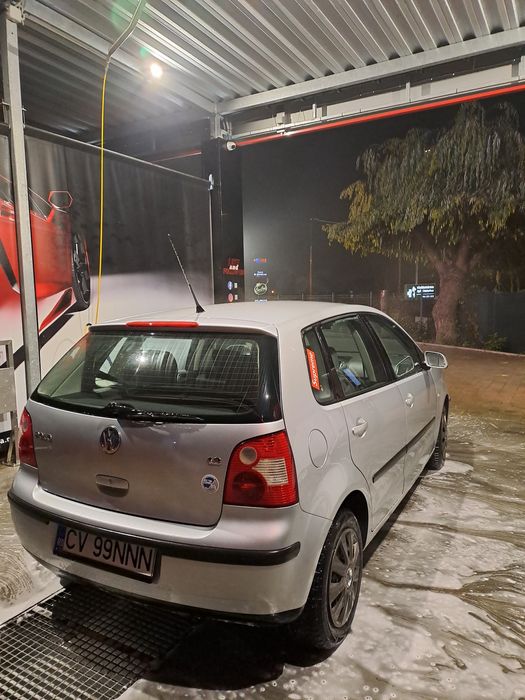 Volkwagen  Polo.