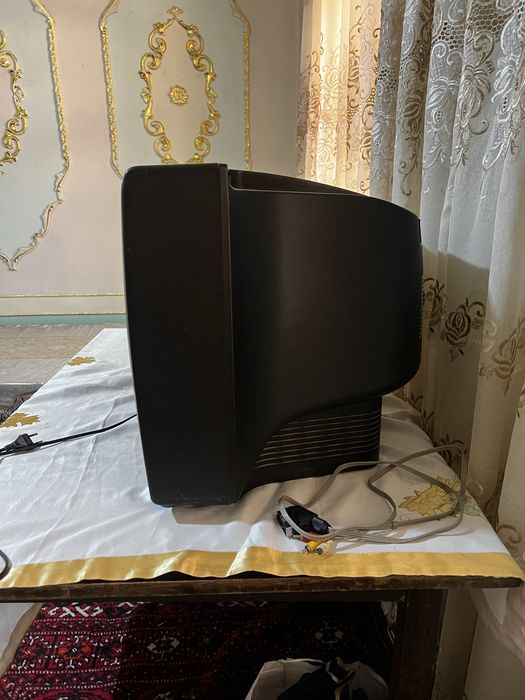Телевизор б/у бб