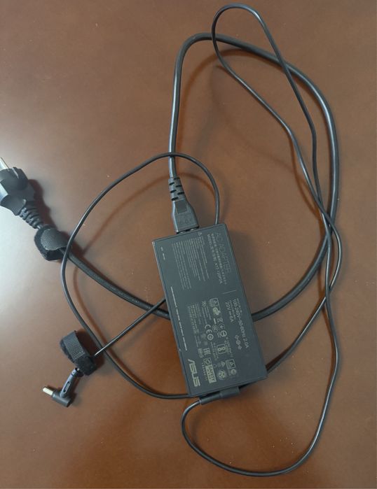 Ноутбук ASUS core i-7, GTX1050