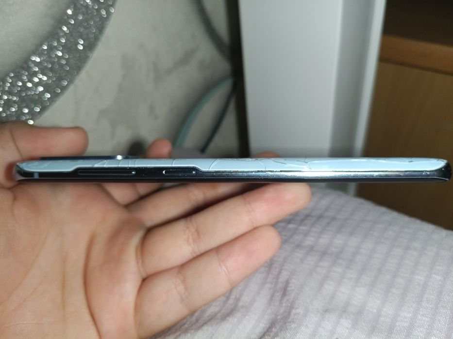 Samsung s20 128гб