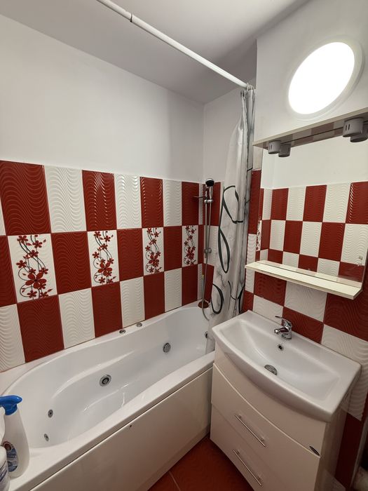 Ofer spre inchiriere apartament 2 camere  in Popa Sapcă Pitesti