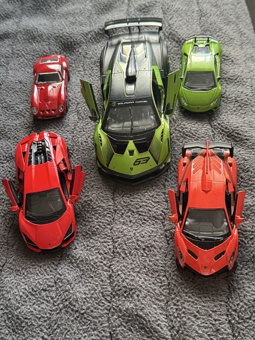 5 големи спортни коли метални Lamborghini Ferrari